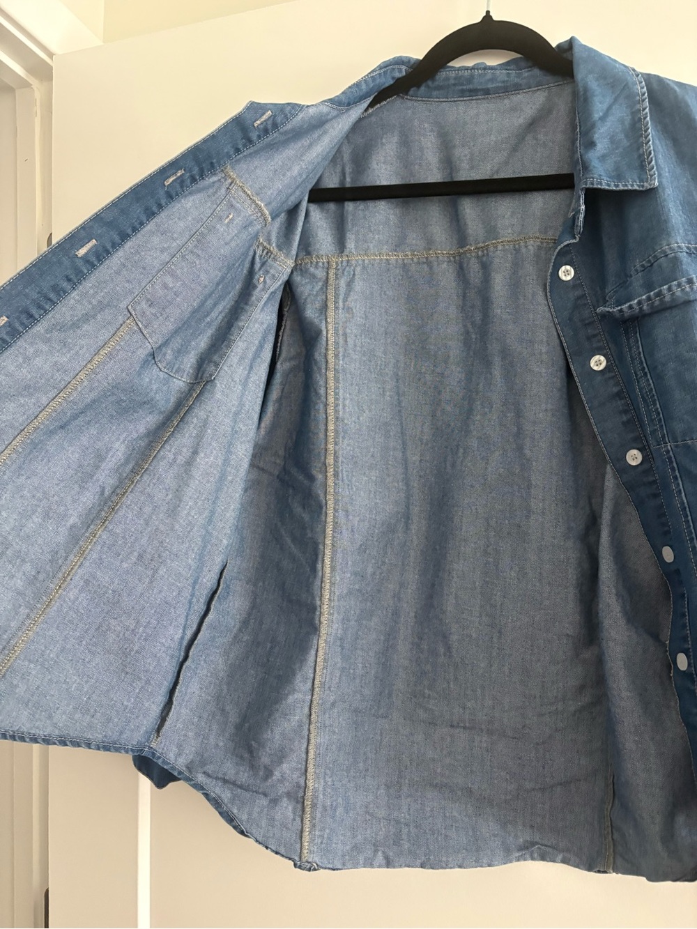 Classic Light Blue Denim Button-Up Shirt - Picture 5 of 5